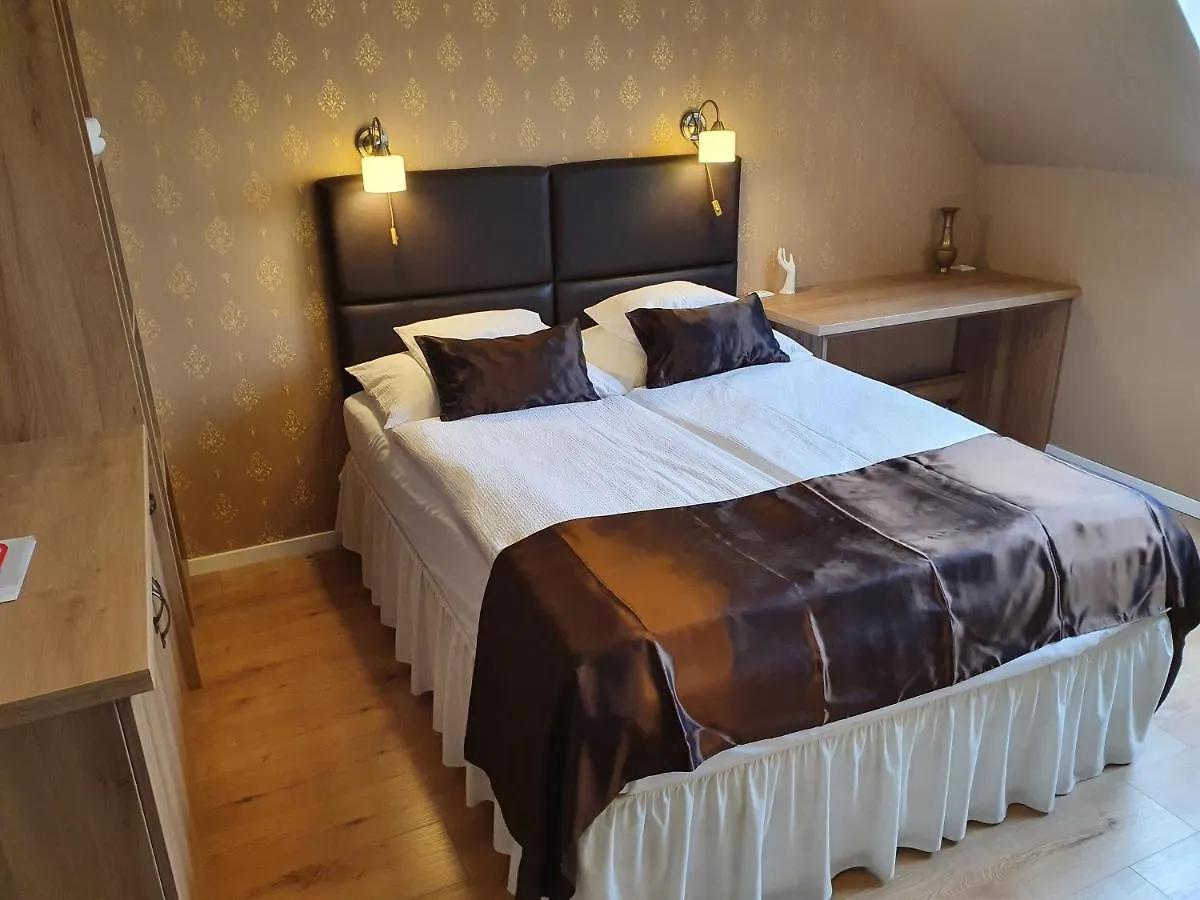 Guest house Karolyi Panzio