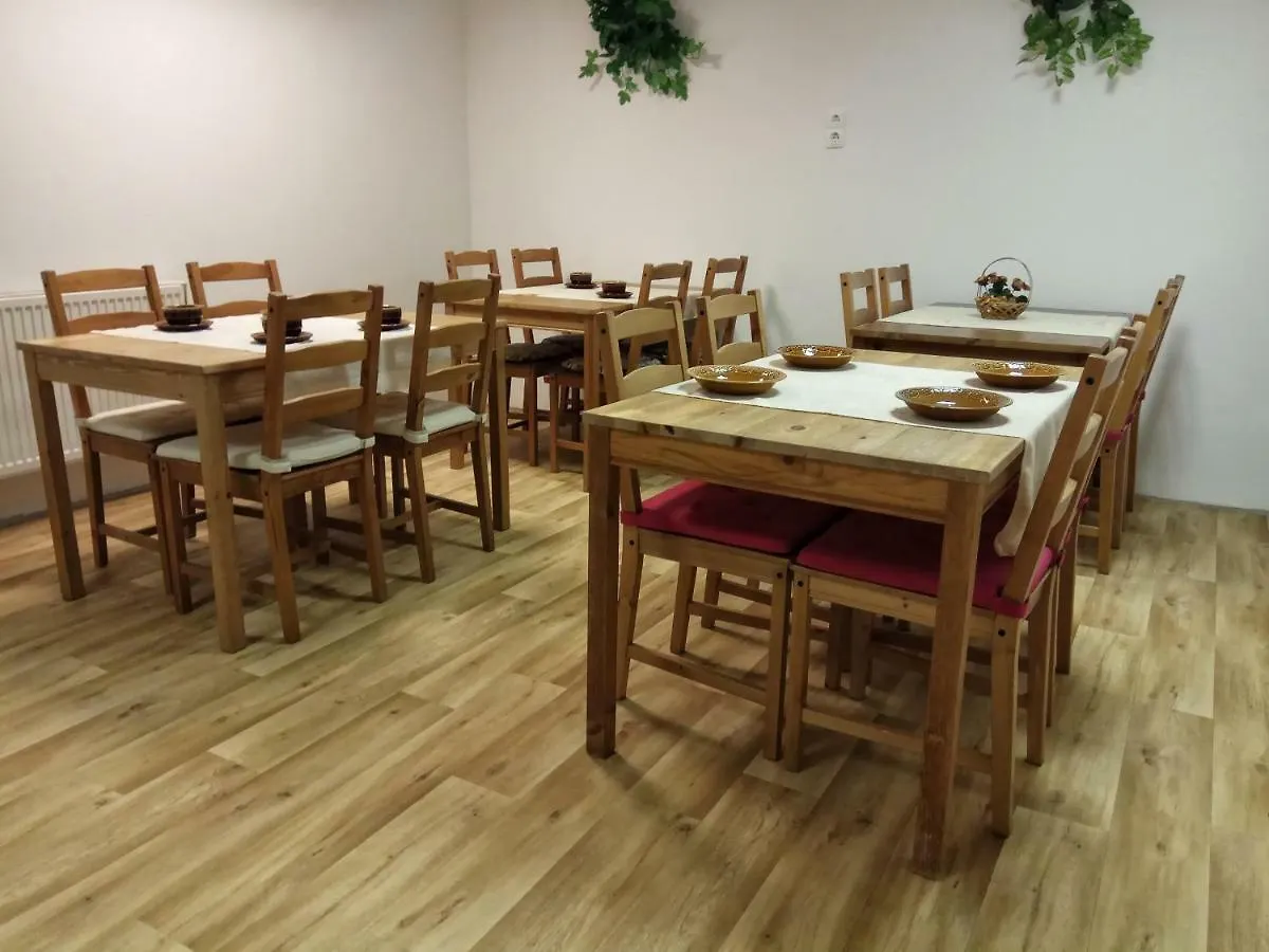 Karolyi Panzio Guest house
